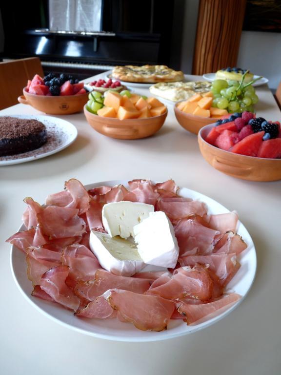 B&B Casa Sul Lago - Appartamenti Calceranica al Lago Exteriör bild