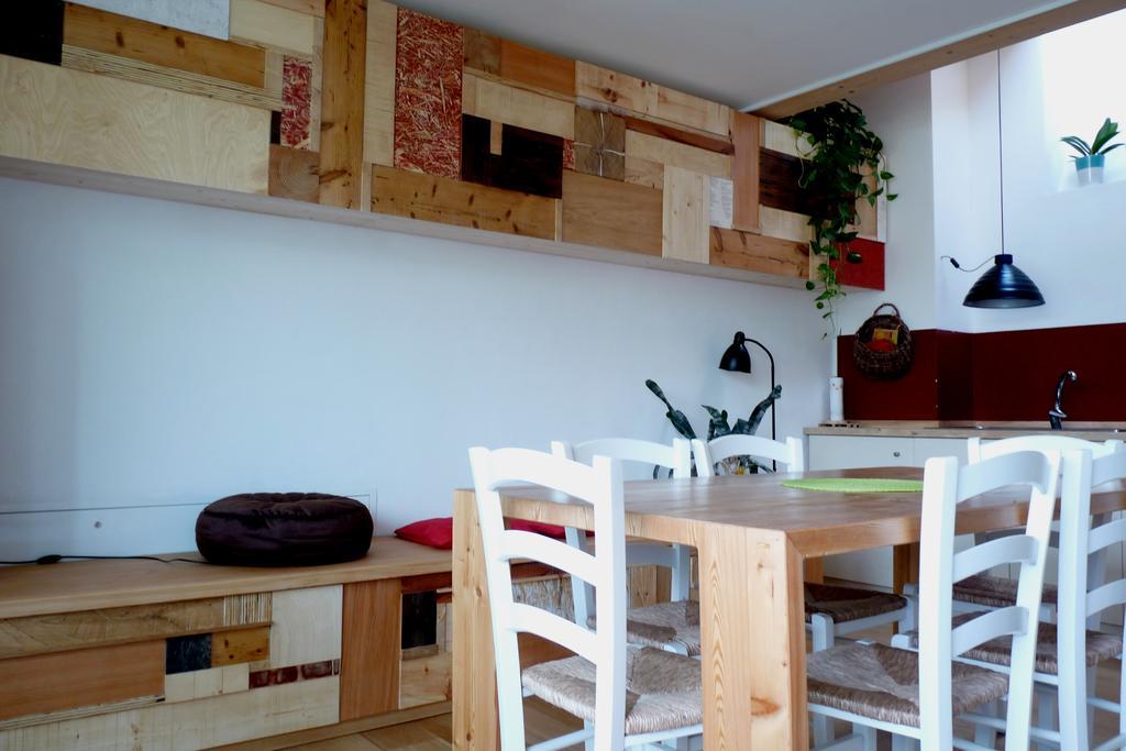 B&B Casa Sul Lago - Appartamenti Calceranica al Lago Exteriör bild