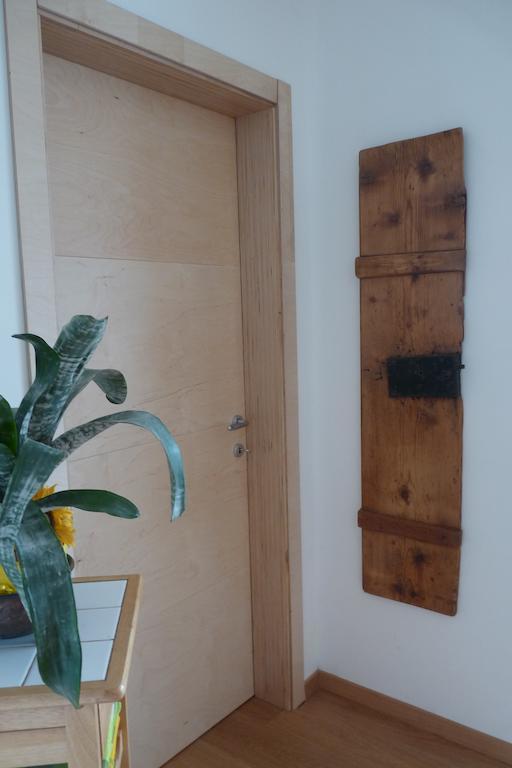 B&B Casa Sul Lago - Appartamenti Calceranica al Lago Exteriör bild