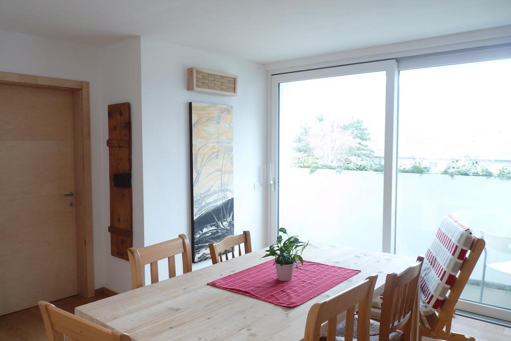 B&B Casa Sul Lago - Appartamenti Calceranica al Lago Rum bild